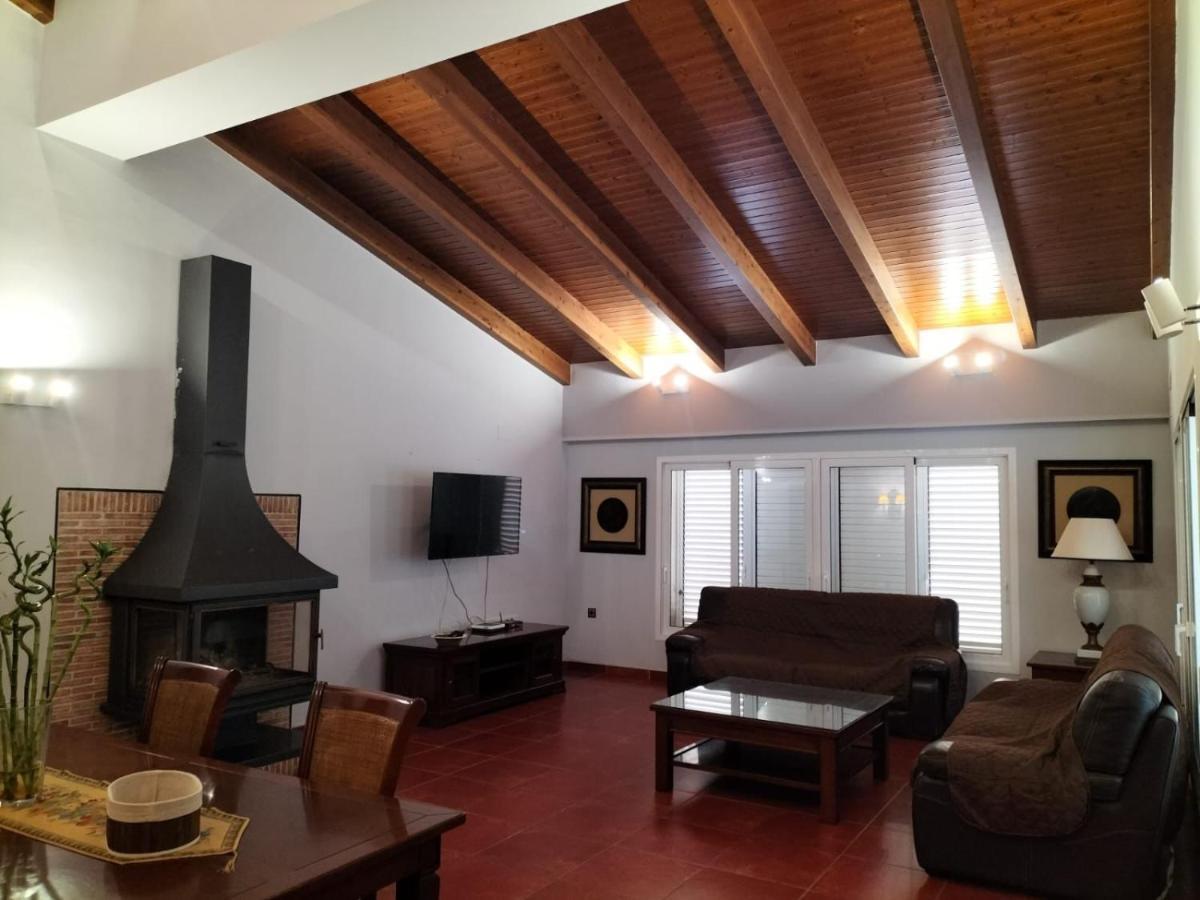 فيلا Casa La Martina - Rotgla Y Corbera المظهر الخارجي الصورة